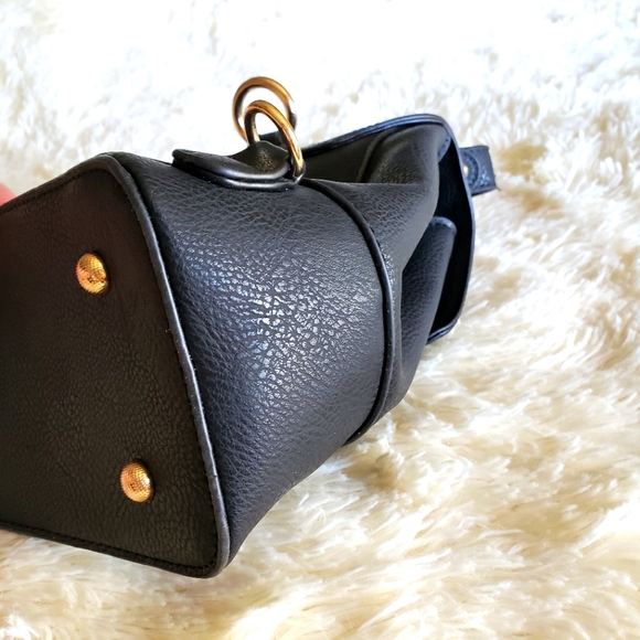 Isabella BACKPACK/SHOULDER vegan leather NWOT - Picture 8 of 9